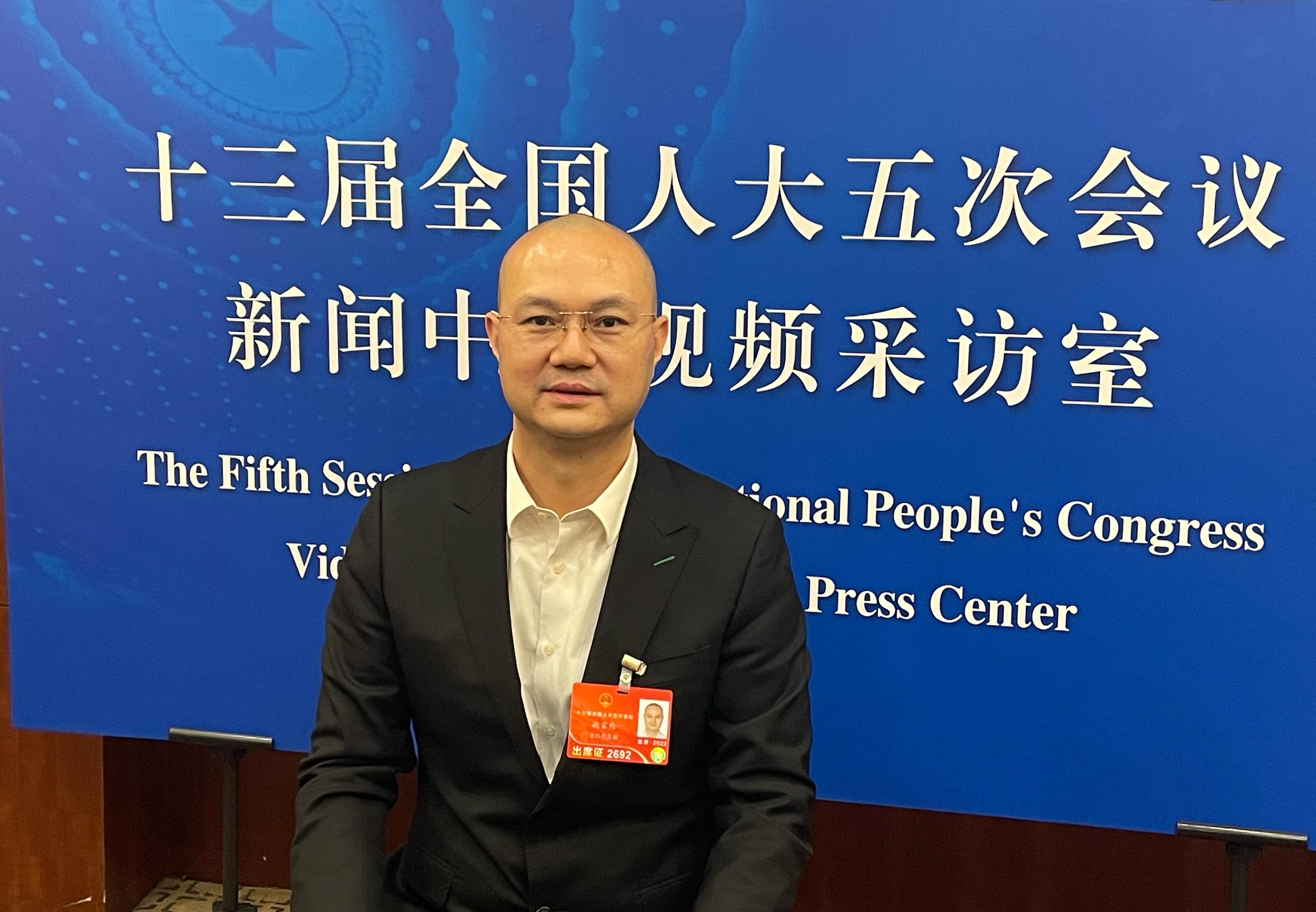 澳门正版免费，全面释义解释落实的未来展望（2025年）