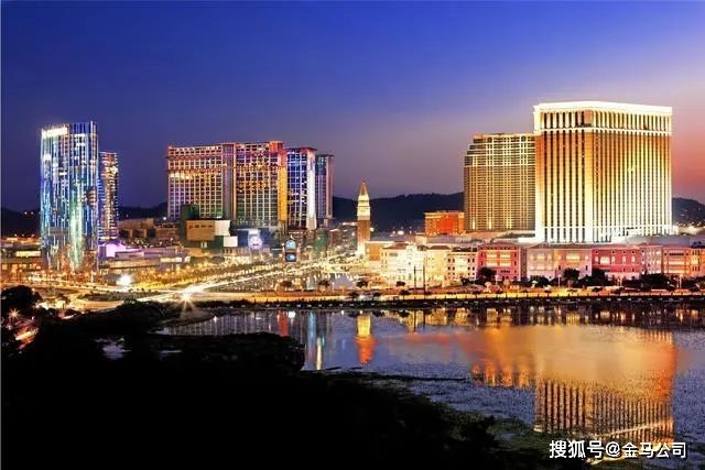 马会传真资料与澳门未来发展，证据释义、解释及落实策略（至2025年）