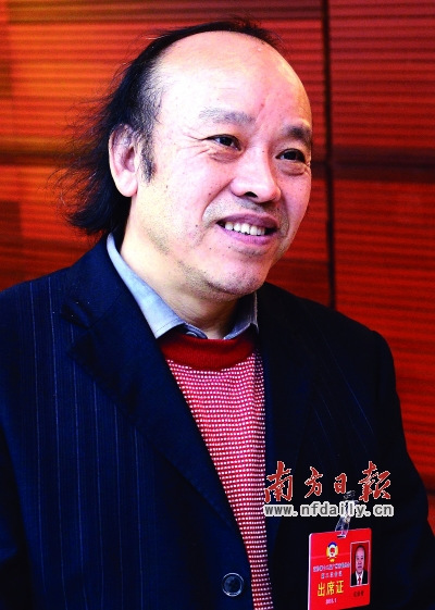 新澳门和香港2025正版资料免费公开，高贵释义的落实之道