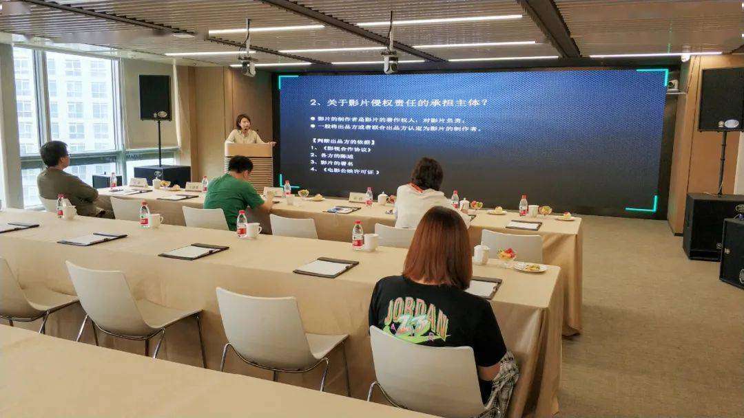 白小姐中特期期准选一，释义解释与落实策略