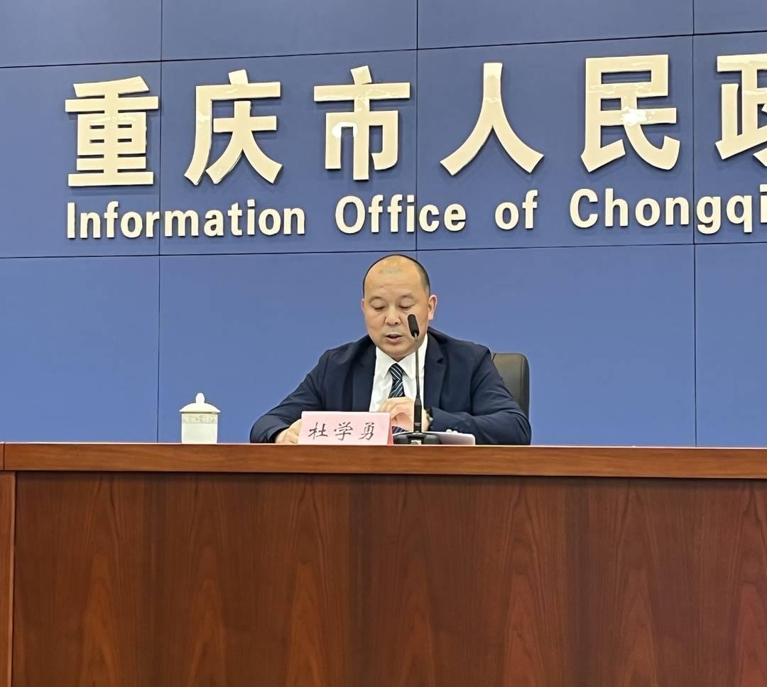 关于一码一肖与未来预测，探索2025年打开码结果的定量解答与深入解读