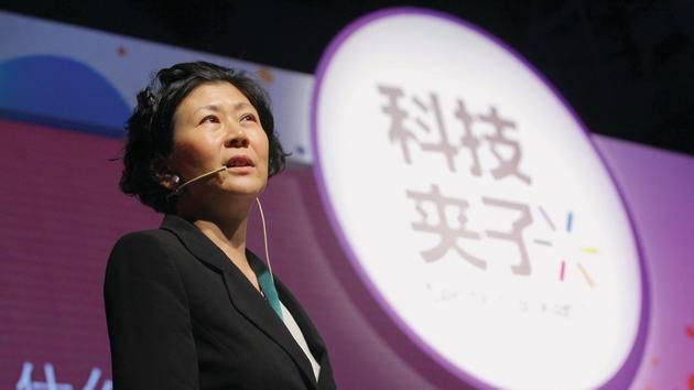 关于香港正版全年资料的免费获取与综合解答解释落实的研究报告