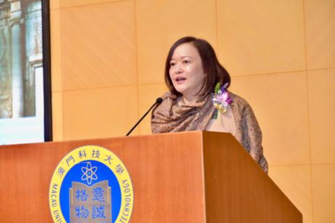 解读与落实，新澳门与香港资本车的正版免费未来展望（2025展望）