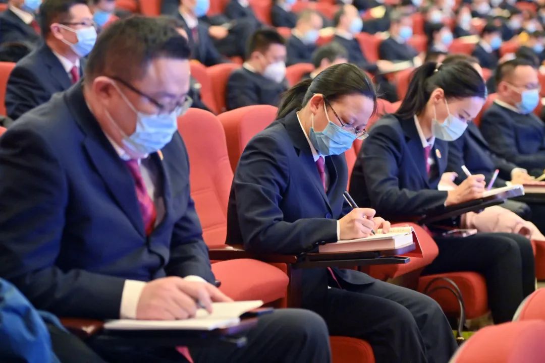 探索未来，对2025新澳门和香港精准正版免费全面释义、解释与落实的深入理解