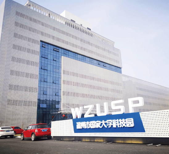 关于管家婆必出一中一特的科学解答解释落实的文章
