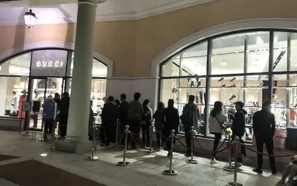新澳商场今晚9点30分的开门情况解析、解释与落幕